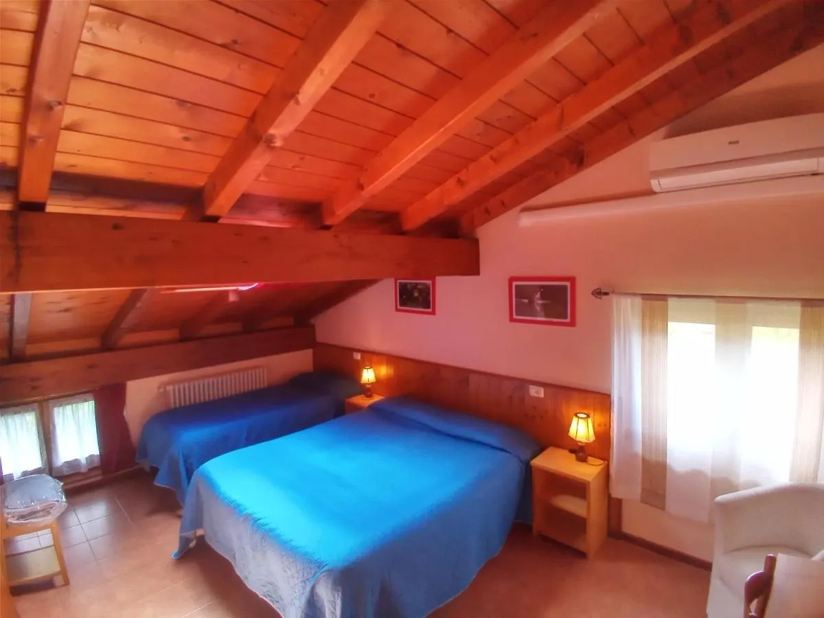 Guest House Il Nido Dello Svasso -Foresteria Lombarda- Sorico Bed & Breakfast